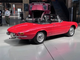 Bild 2 von Inserat Alfa Romeo Duetto Spider 1600 Osso die Sepia 1967