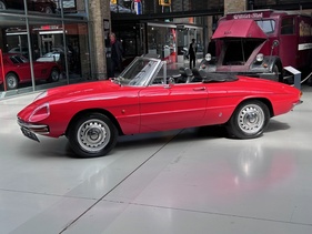 Bild 6 von Inserat Alfa Romeo Duetto Spider 1600 Osso die Sepia 1967