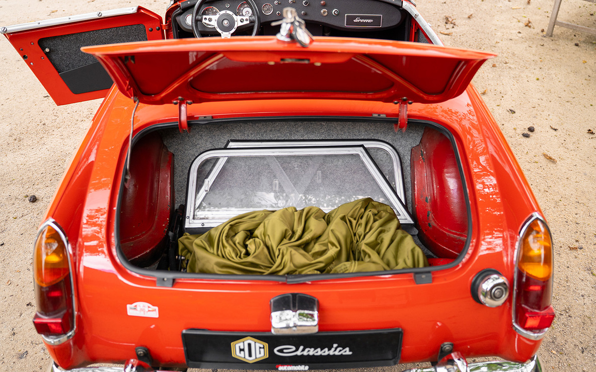 Bild 30 37 vom Fahrzeug-Verkaufsinserat Austin Healey Sprite MK2 1963 MK2 Grifflos - RRestaurierter Zustand