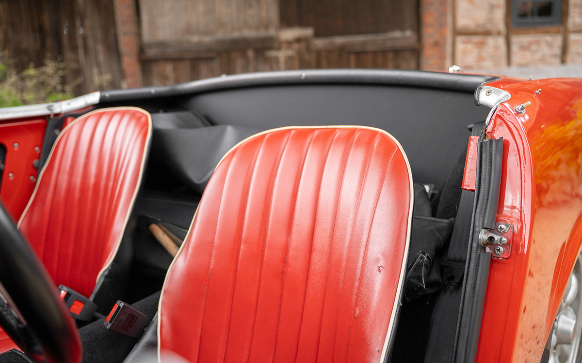 Bild 19 37 vom Fahrzeug-Verkaufsinserat Austin Healey Sprite MK2 1963 MK2 Grifflos - RRestaurierter Zustand