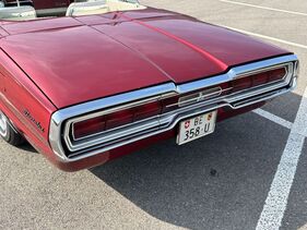 Bild 8 von Inserat Ford USA Thunderbird 1966