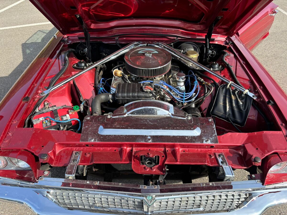 Bild 19 20 vom Fahrzeug-Verkaufsinserat Ford USA Thunderbird 1966 Sehr schoenes Thunderbird Cabriolet inkl. neuer MFK-Veteran