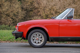 Bild 8 von Inserat Fiat Pininfarina Spider 124 DS Europa 2.0 i.e. 1983