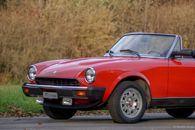 Bild 15 von Inserat Fiat Pininfarina Spider 124 DS Europa 2.0 i.e. 1983