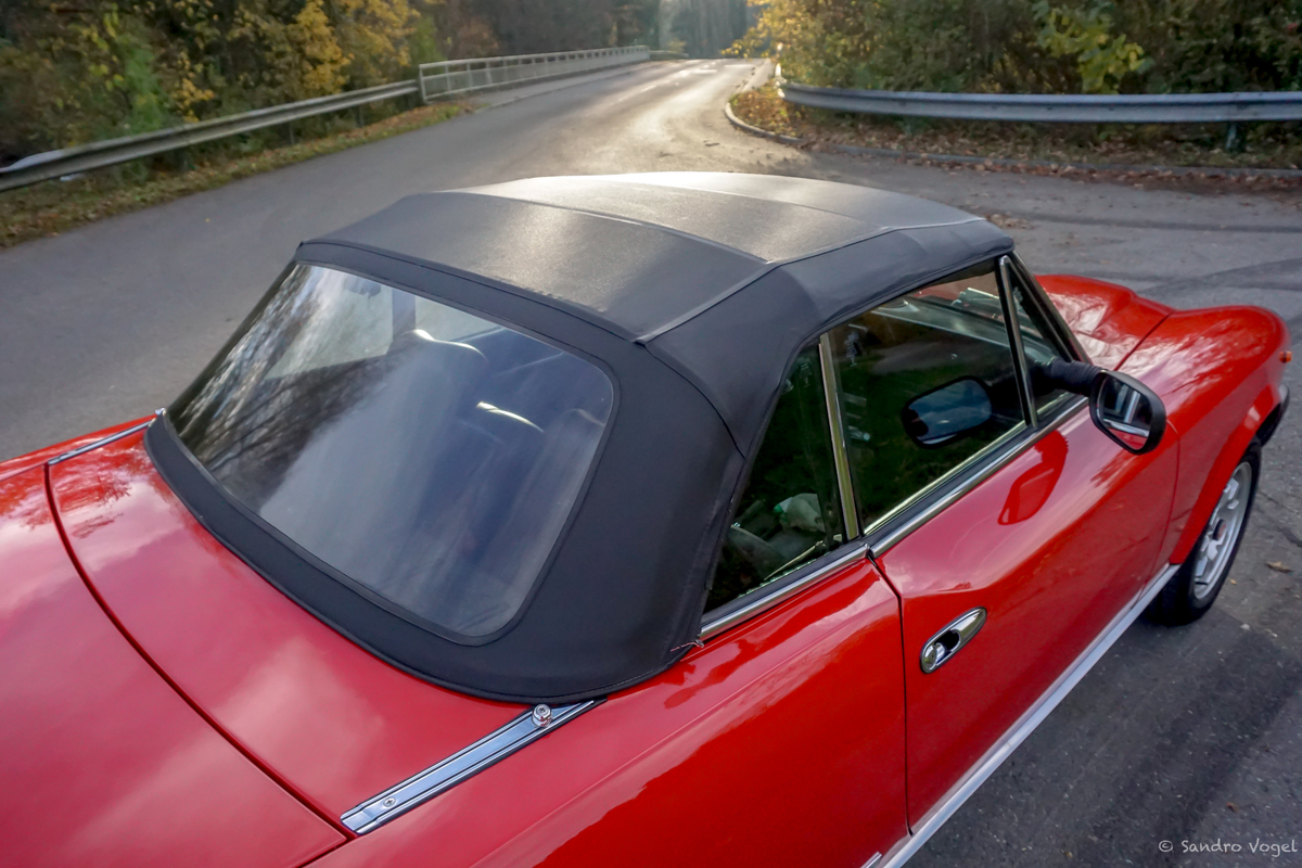 Bild 47 50 vom Fahrzeug-Verkaufsinserat Fiat Pininfarina Spider 124 DS Europa 2.0 i.e. 1983 garantiere Kilometer - sehr schoener Zustand - original und unverbastelt - ab MFK inkl. Veteraneneintrag + Service - aus 2. Hand - komplette Bordmappe