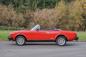 Bild 7 von Inserat Fiat Pininfarina Spider 124 DS Europa 2.0 i.e. 1983