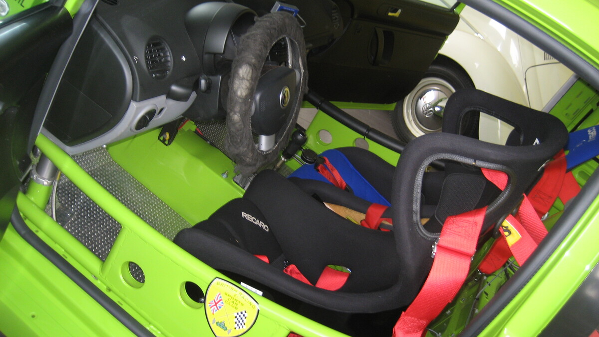 Bild 10 40 vom Fahrzeug-Verkaufsinserat VW New Beetle RSI CUP 1999 eines von 55 gebauten Rennfahrzeugen zur Nachwuchsfoerderung