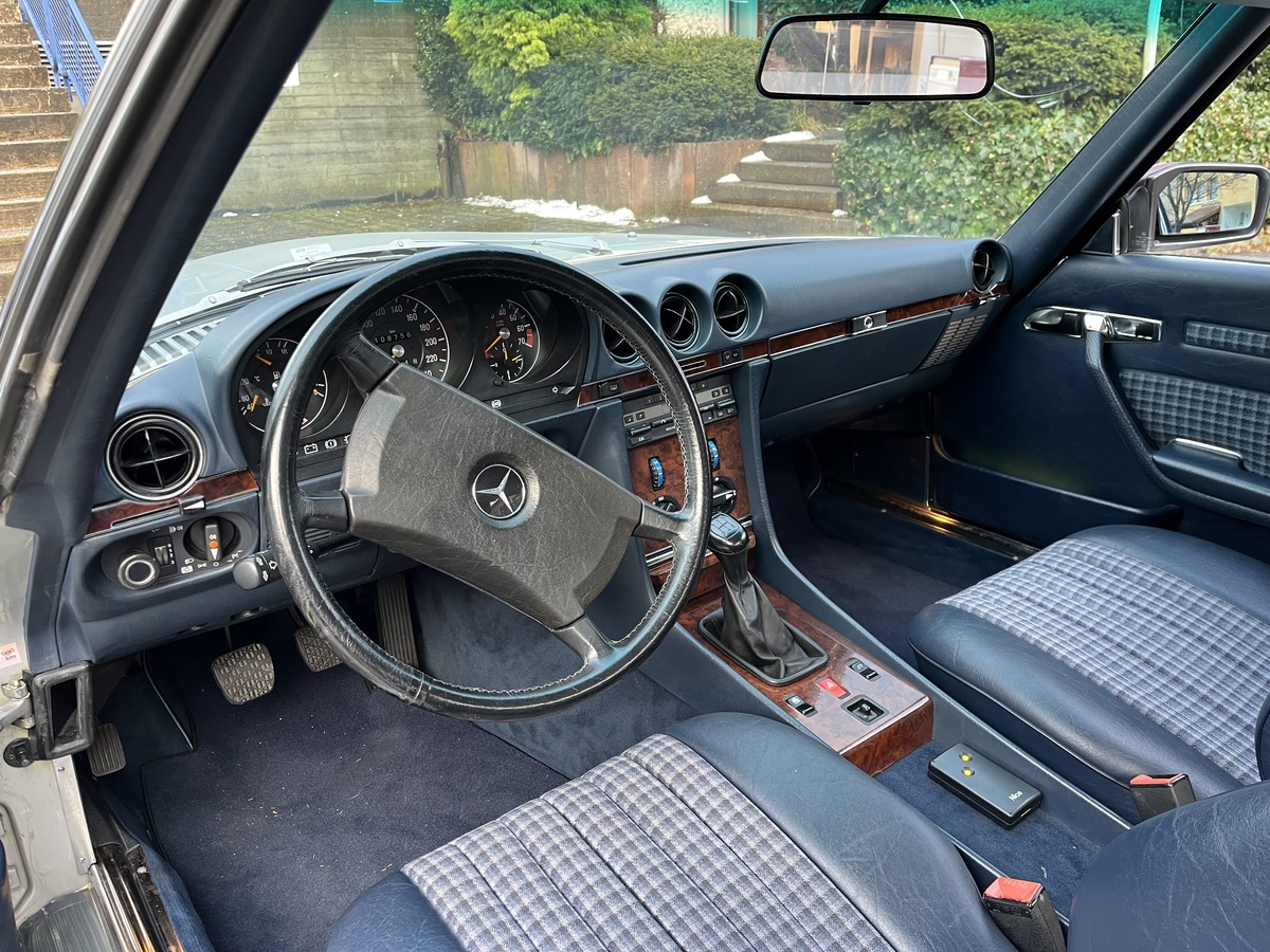 Bild 7 13 vom Fahrzeug-Verkaufsinserat Mercedes Benz 300 SL R107 1987