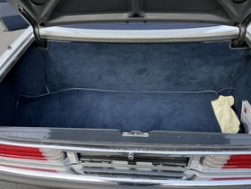 Bild 6 von Inserat Mercedes Benz 300 SL R107 1987