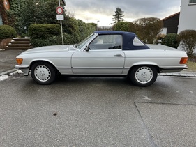 Mercedes Benz 300 SL R107 (1987)