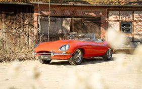 Jaguar E-Type 4.2 1. Serie (1965) Jaguar E-Type 4.2 1. Serie (1965)