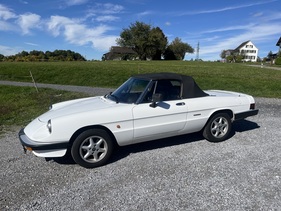 Alfa Romeo Spider 2.0 (1988) Alfa Romeo Spider 2.0 (1988)