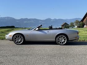 Jaguar XKR 4.2 Liter Supercharged (2003) Jaguar XKR 4.2 Liter Supercharged (2003)