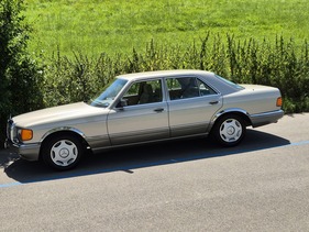 Mercedes Benz 300 SE (1990) Mercedes Benz 300 SE (1990)