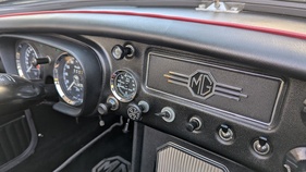 Bild 7 von Inserat MG B 1971