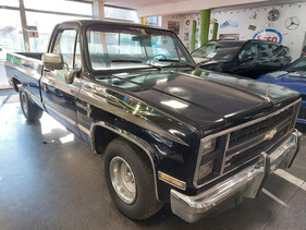 Chevrolet C10 Custom Deluxe (1986) Chevrolet C10 Custom Deluxe (1986)