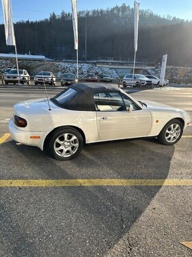 Mazda MX5 NA (1997) Mazda MX5 NA (1997)