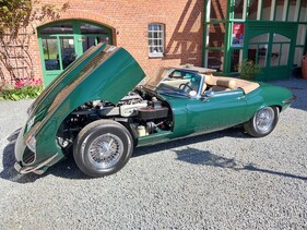Bild 13 von Inserat Jaguar E-Type Serie 3 Cabrio 1973