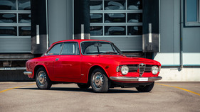 Alfa Romeo Giulia Sprint GT Veloce (1968) (Auktions-Fahrzeug) Alfa Romeo Giulia Sprint GT Veloce (1968) (Auktions-Fahrzeug)
