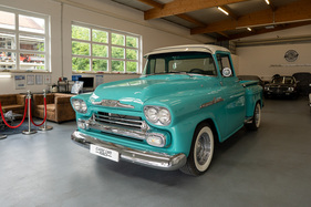 Chevrolet Apache (1958) Chevrolet Apache (1958)