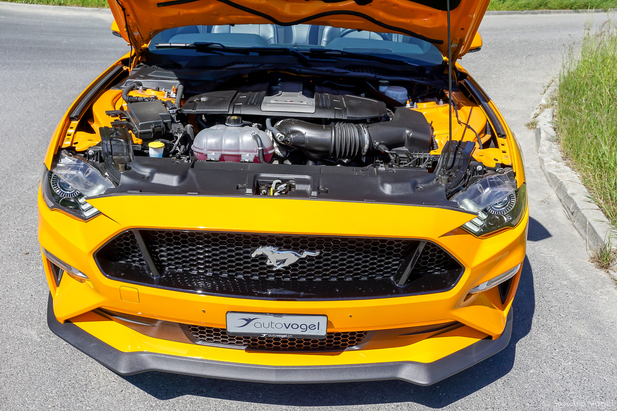 Bild 22 26 vom Fahrzeug-Verkaufsinserat Ford Mustang Convertible 5.0 V8 GT Automat 2019 sehr gepflegtes Fahrzeug - ab Service - neue Michelin Pilot Sport Reifen - aus 1. Hand - Touchscreen-Navi - B+O - AppLink