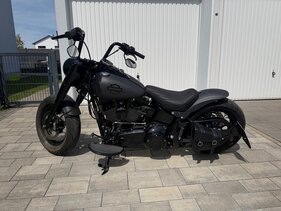 Bild 3 von Inserat Harley Davidson FLSTC 2017