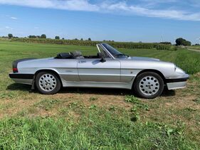Bild 4 von Inserat Alfa Romeo Spider 1988