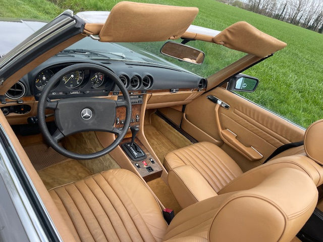 Bild 2 8 vom Fahrzeug-Verkaufsinserat Mercedes Benz 500SL 1984