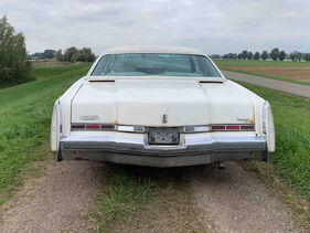Bild 6 von Inserat Oldsmobile Toronado 1977