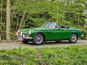 Bild 3 von Inserat MG MGB 1977