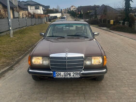 Bild 3 von Inserat Mercedes Benz 250 1980