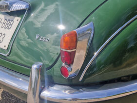 Bild 7 von Inserat Daimler 250 1968