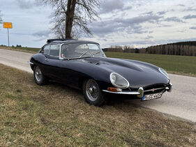 Jaguar E-Type (1966) (Auktions-Fahrzeug)