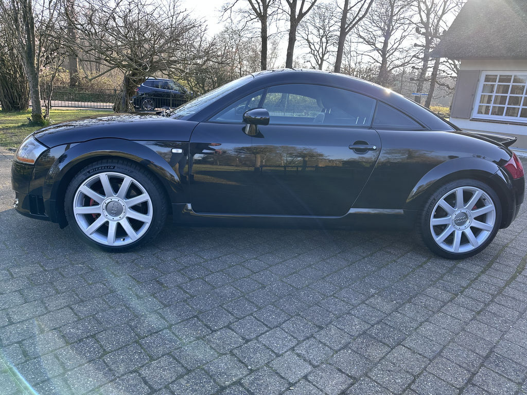 Bild 5 8 vom Fahrzeug-Verkaufsinserat Audi TT 2005