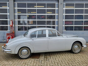 Bild 8 von Inserat Jaguar MKII 1961