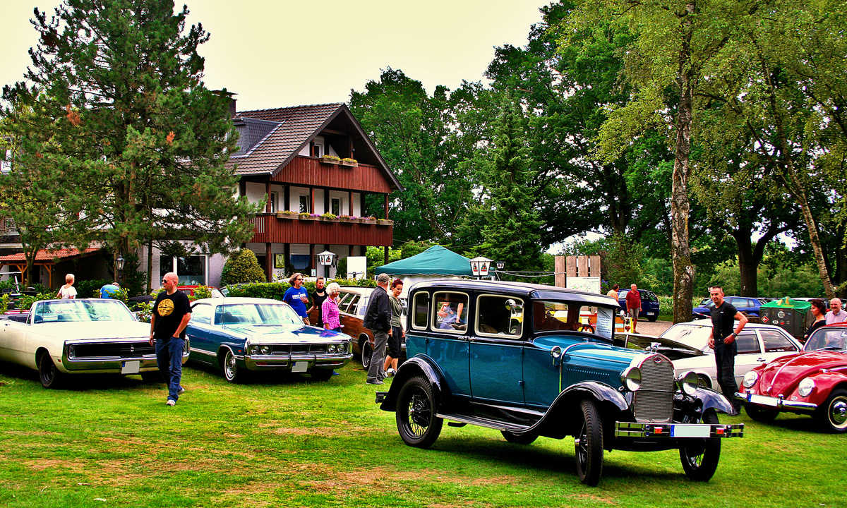 Logo der Veranstaltung «8. NOSW Oldtimertreffen aufm Berg»